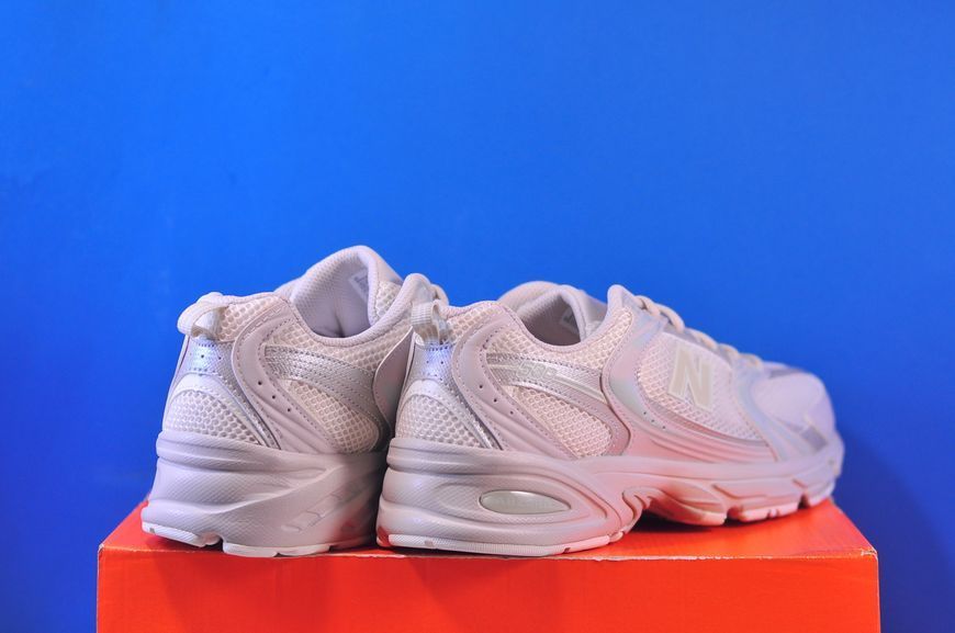 Кросівки New Balance 530 MR530AA1 фото