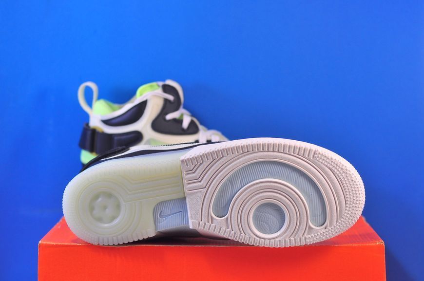 Кросівки Nike Air Force 1 Mid React DQ1872-100 фото
