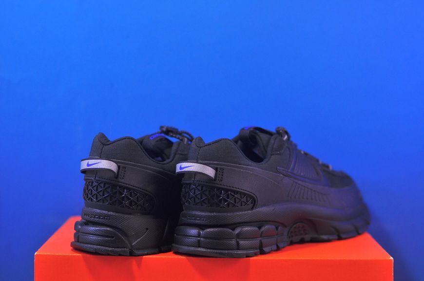 Кросівки Nike Zoom Vomero Roam Triple Black HQ2181-004 HQ2181-004 фото