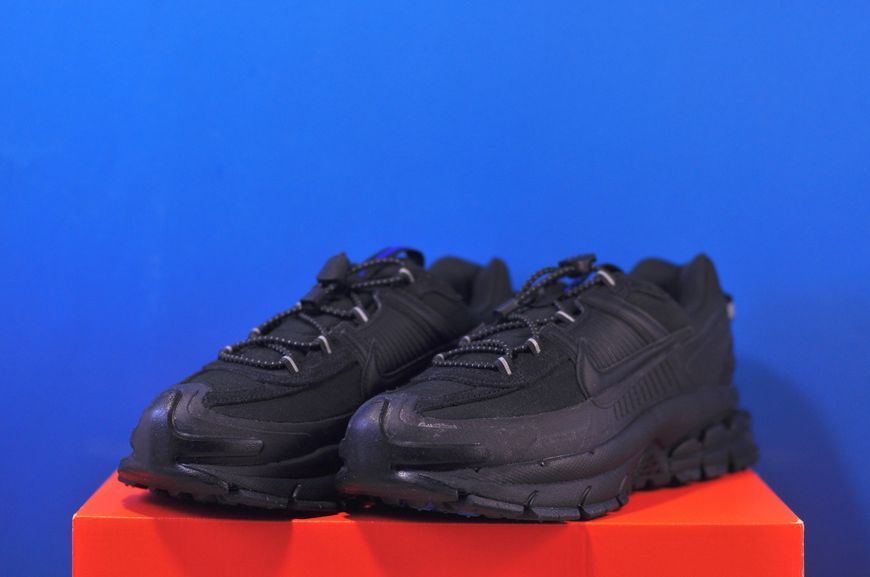 Кросівки Nike Zoom Vomero Roam Triple Black HQ2181-004 HQ2181-004 фото