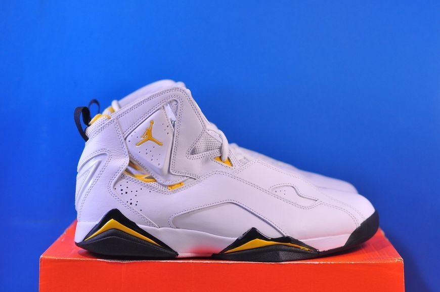 Кросівки Nike Air Jordan True Flight White 342964-107 342964-107 фото