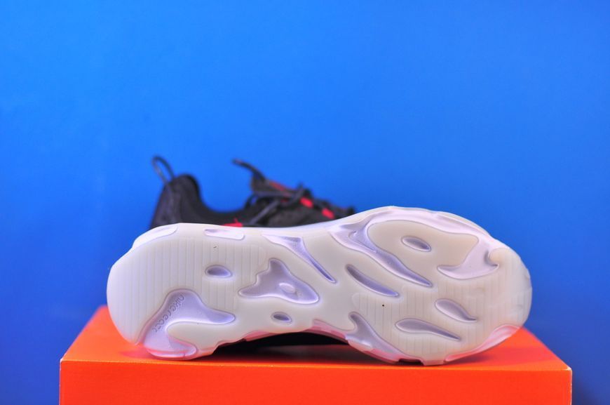 Кросівки Nike React Live Se Black DD6879-002 DD6879-002 фото