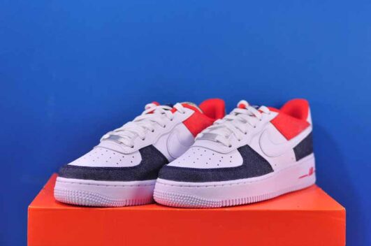 Кросівки Nike Air Force 1 Low LV8