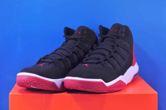 Кросівки Nike Air Jordan Mens Max Aura